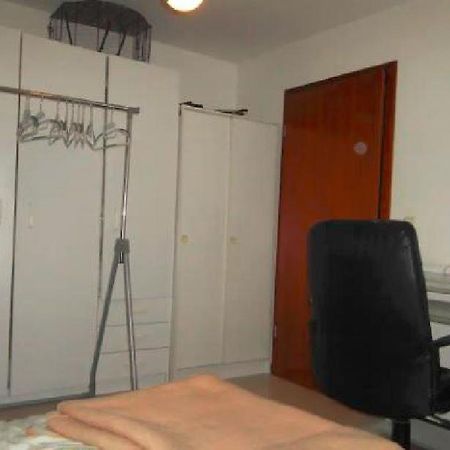 Duesseldorf - Separates, Privates Zimmer 외부 사진