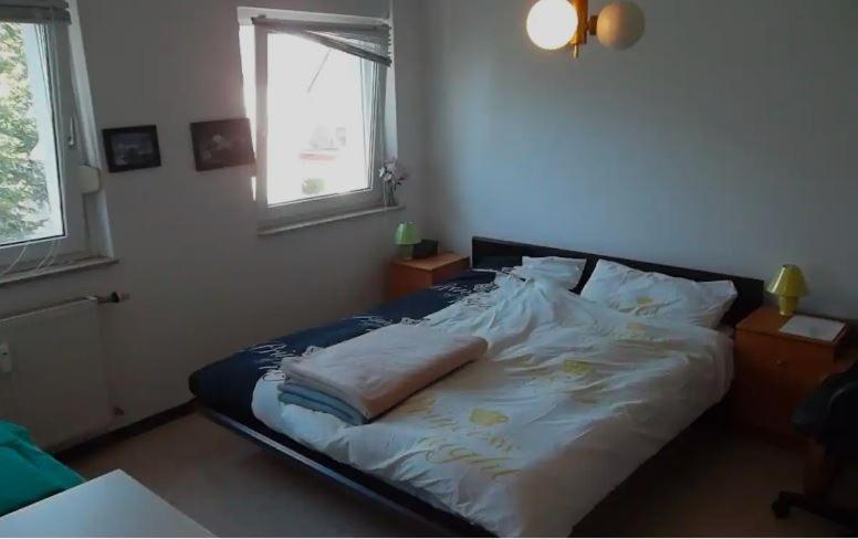 Duesseldorf - Separates, Privates Zimmer 외부 사진